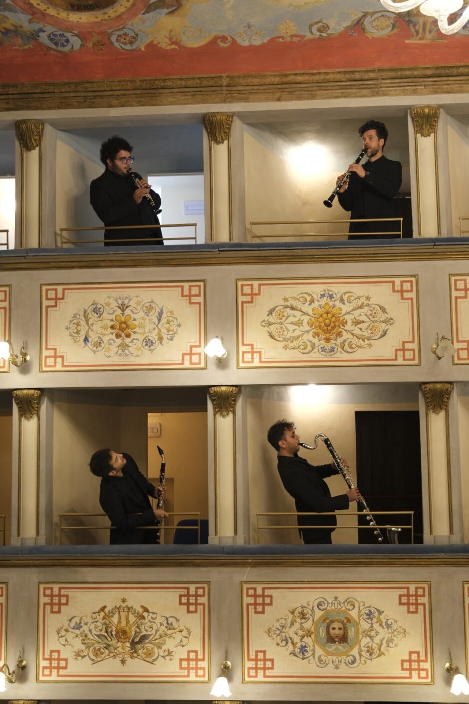 LABORATORIO UNPLUGGED 2